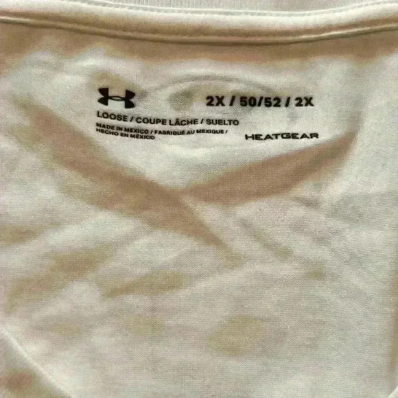Woman’s Plus size Under Armour Heat gear  Vneck loose tech shirt-Size 2X - Picture 2 of 6